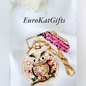 Beautiful NEW Betsey Johnson Multicolor Owl Pendant Necklace NWT